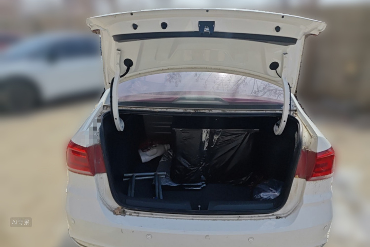 Santana 2020 car image #21