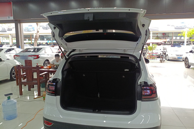 Volkswagen Tacqua 2023 car image #21