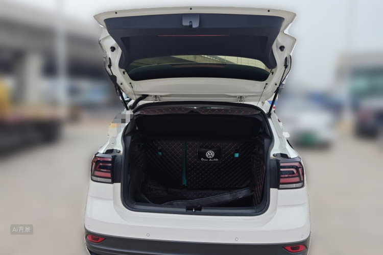 Volkswagen T-Cross 2020 car image #21