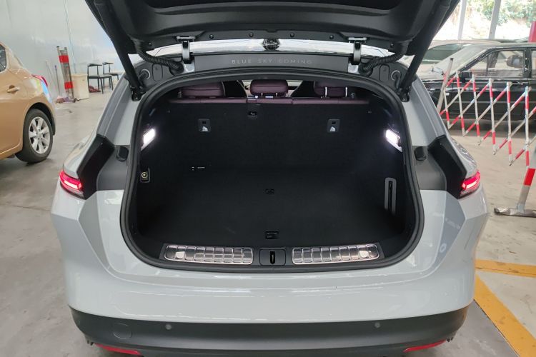 蔚来 蔚来ET5T 2024 汽车图片 #21