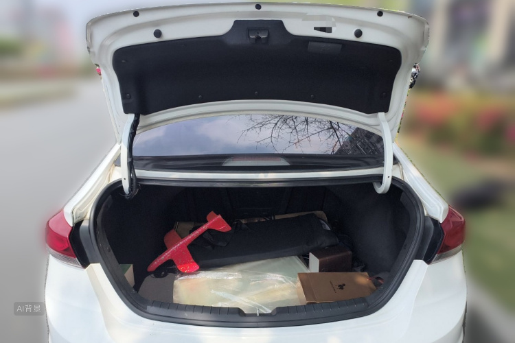 Hyundai Elantra AD 2016 immagine di auto #21