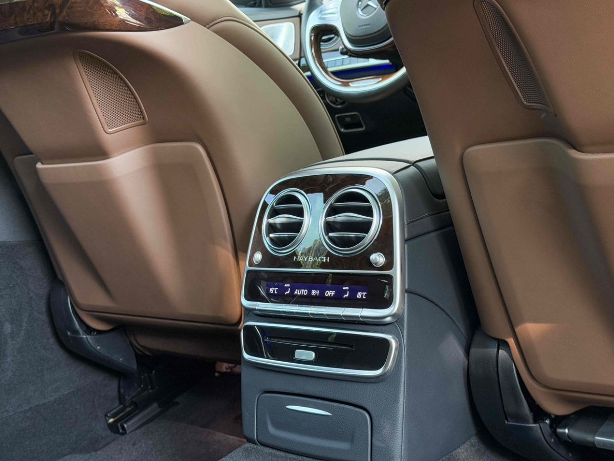 Mercedes-Benz GL AMG 2017 immagine di auto #21