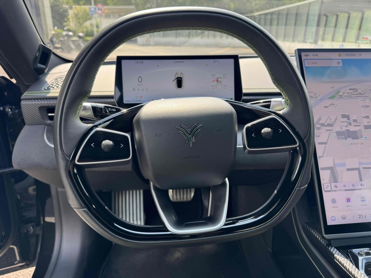 哪吒汽车 哪吒GT 2023 汽车图片 #21