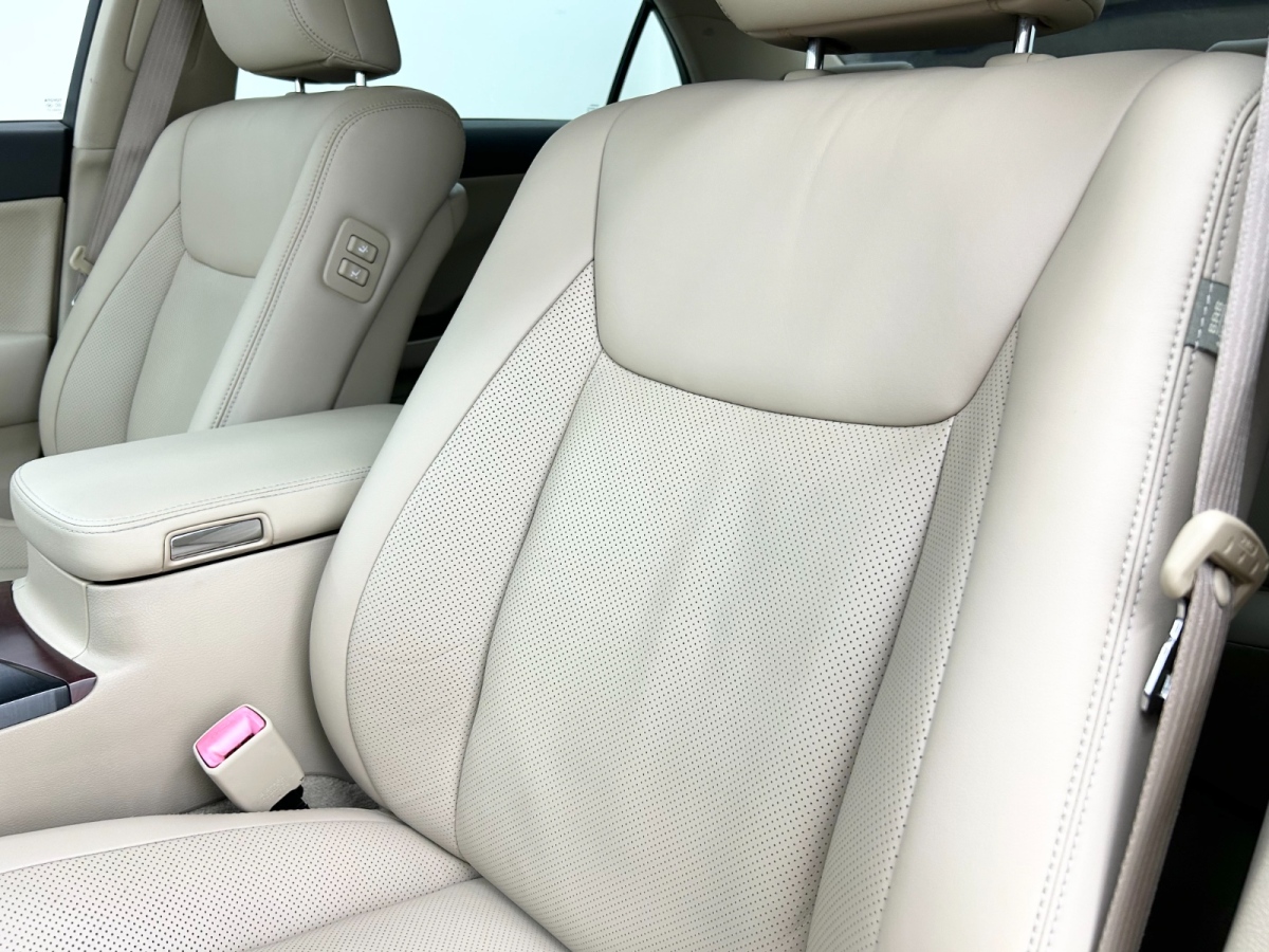 丰田 皇冠 2010 汽车图片 #21