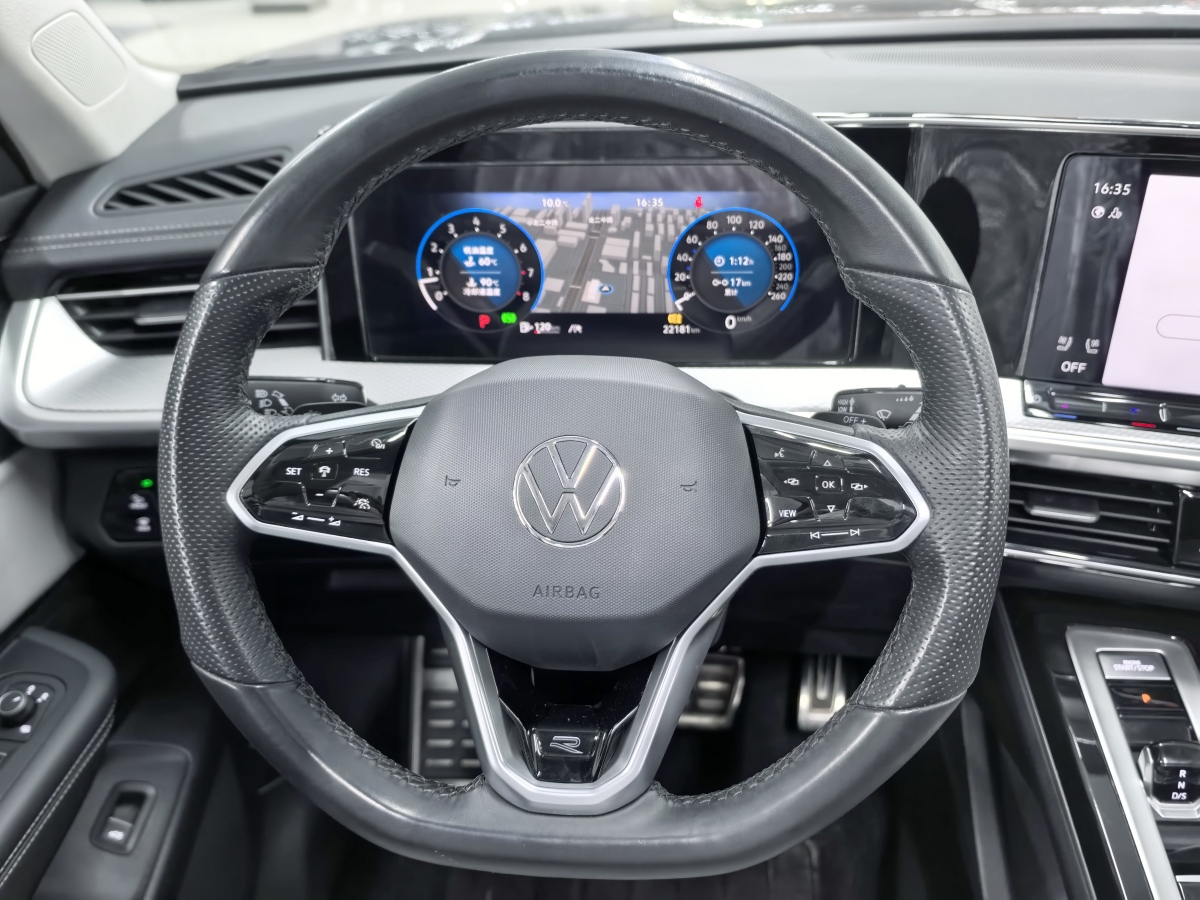 Volkswagen Tavendor 2023 car image #21