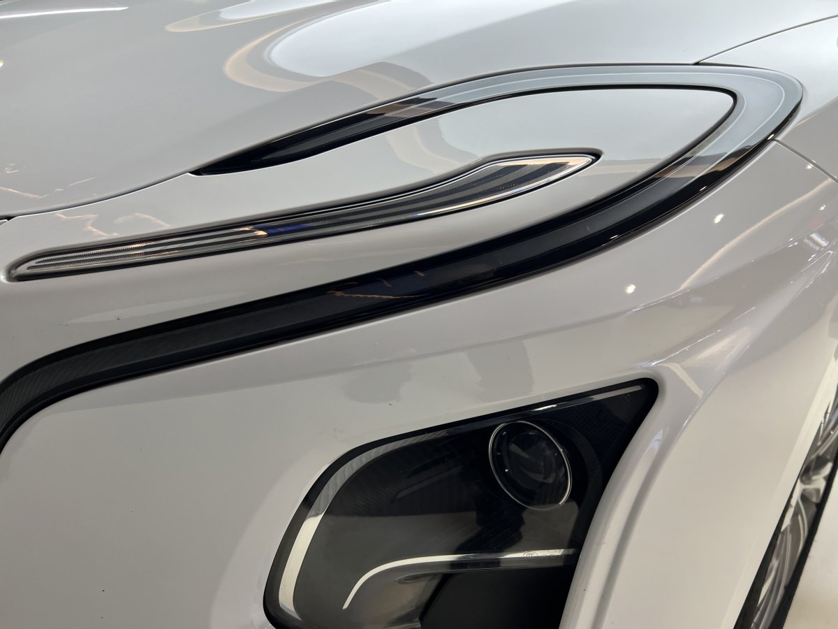 HongQi E-QM5 2024 #21 HongQi E-QM5 2024 car image #21