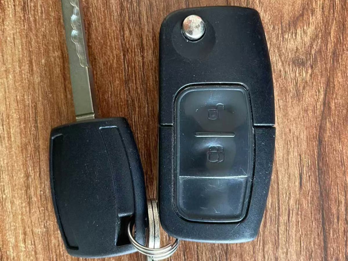 Ford EcoSport 2014 car image #21