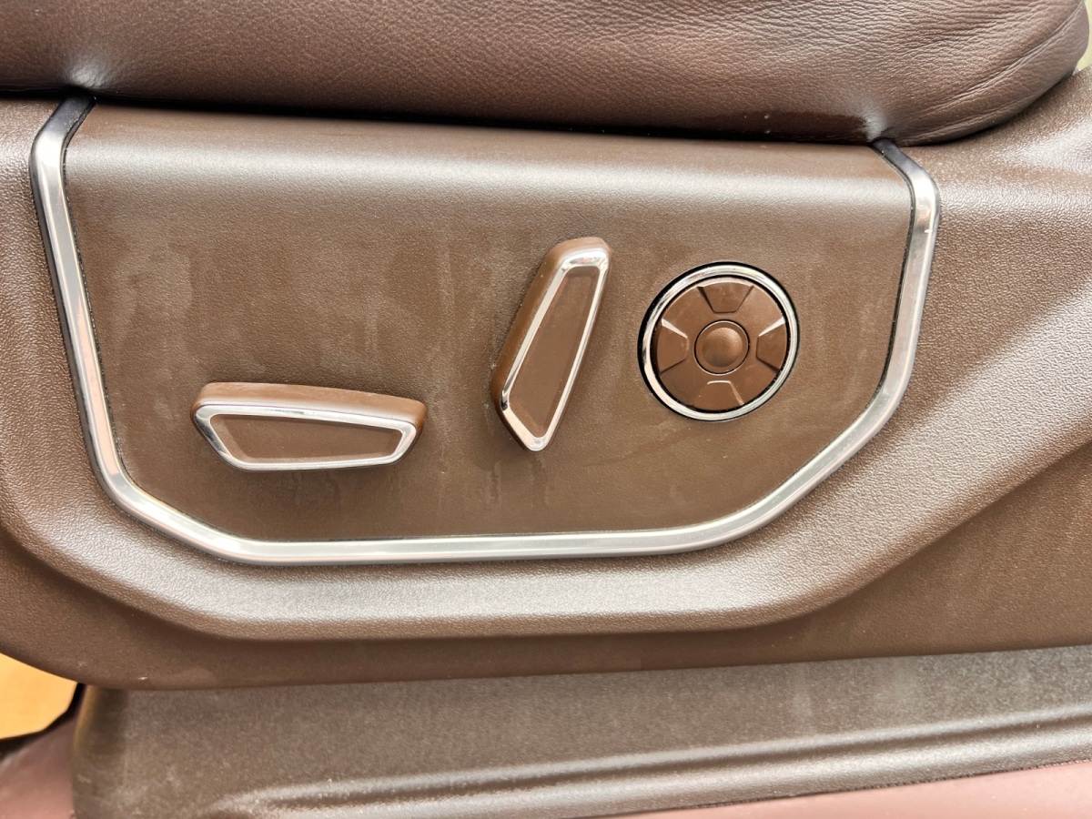 Ford Escape (Imported) 2020 #21 Ford Escape (Imported) 2020 car image #21