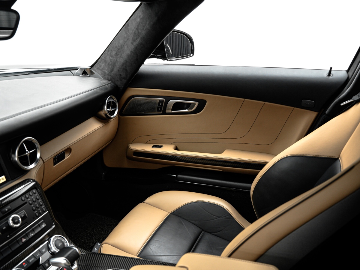 Mercedes-Benz SLS AMG 2013 صورة سيارة #21