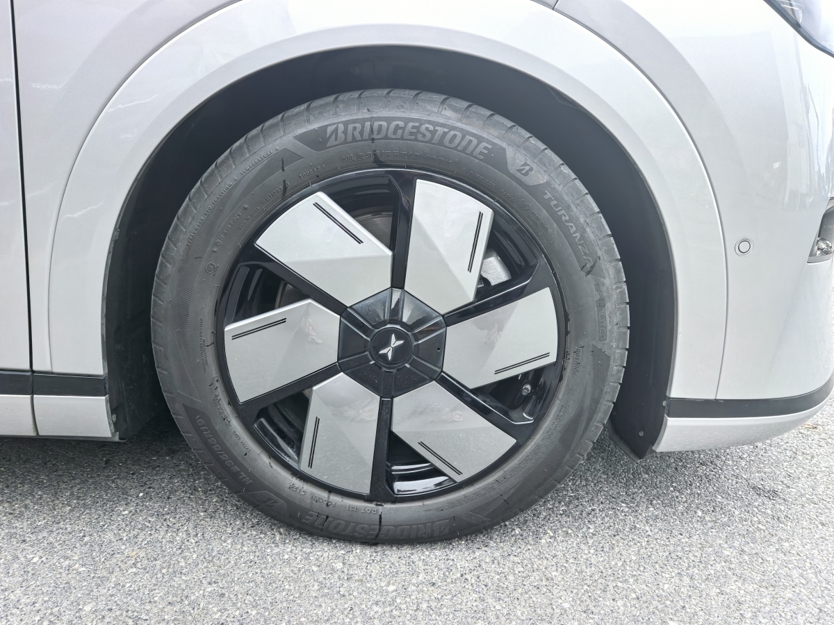 Xpeng X9 2024 immagine di auto #21