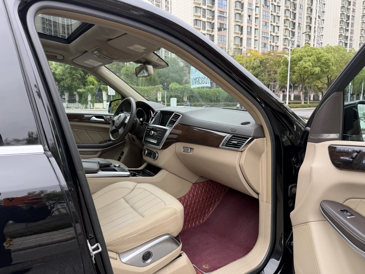 Mercedes-Benz GL Class 2015 #21 Mercedes-Benz GL Class 2015 car image #21