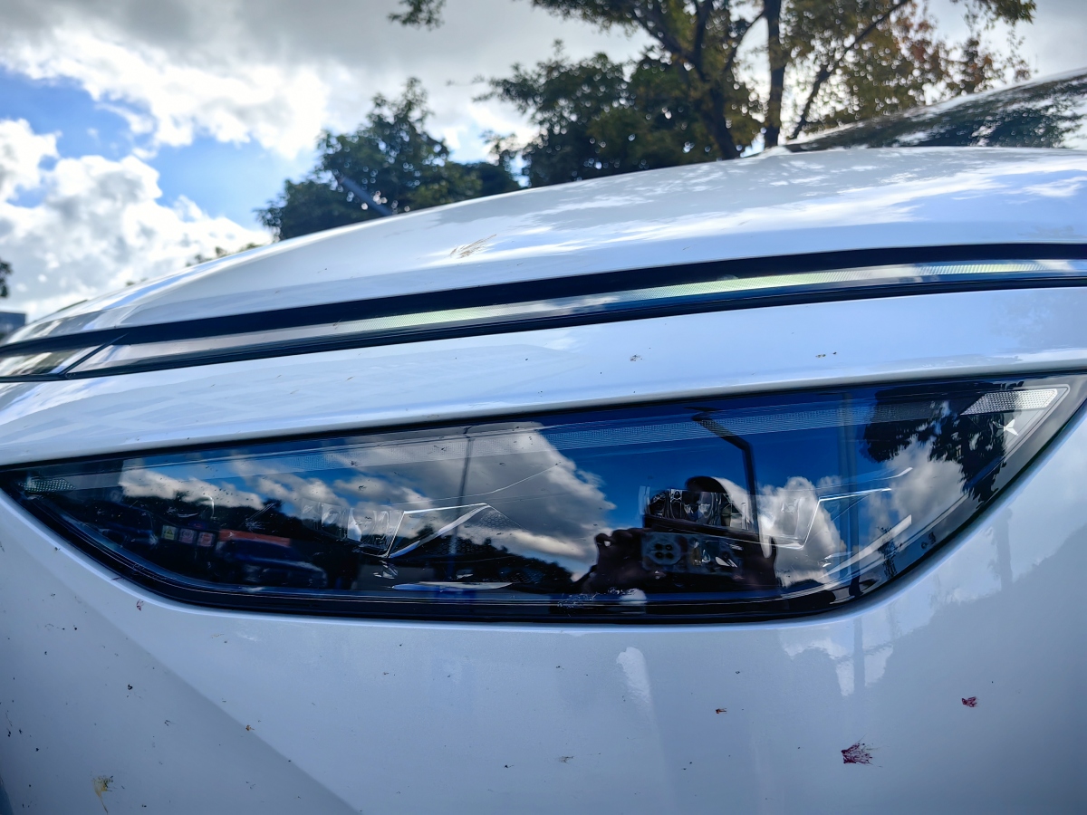 Xpeng X9 2024 imagem de carro #21