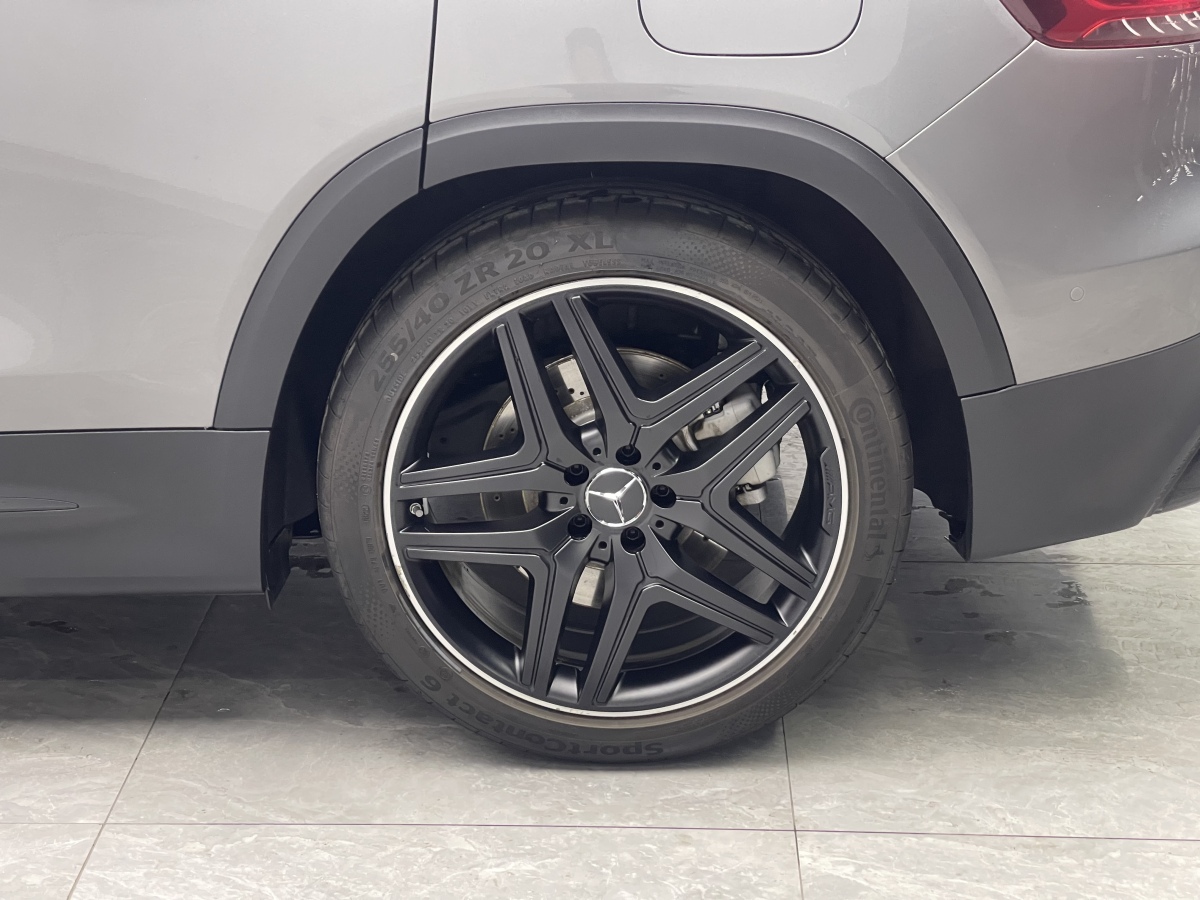 Mercedes-Benz GLB AMG 2022 immagine di auto #21