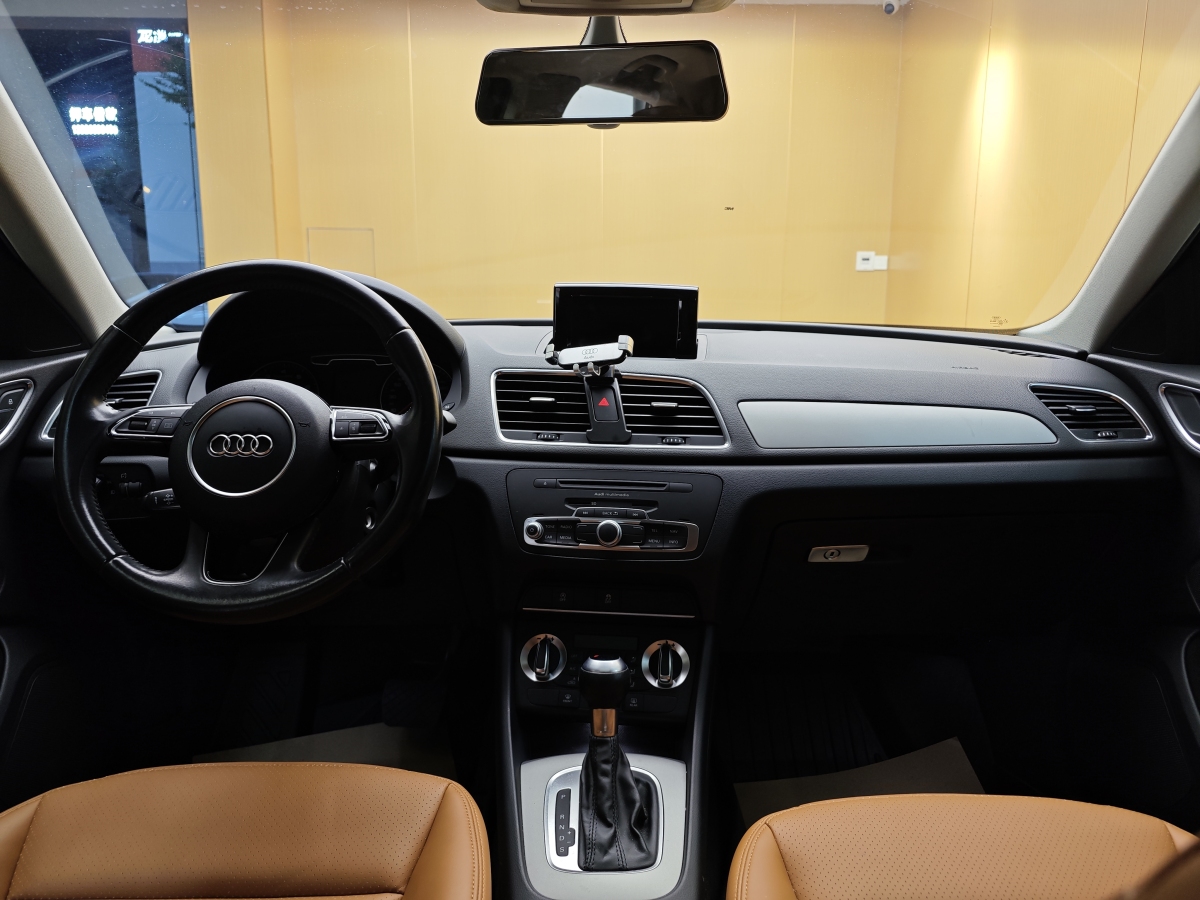 Audi Q3 (Imported) 2015 car image #21