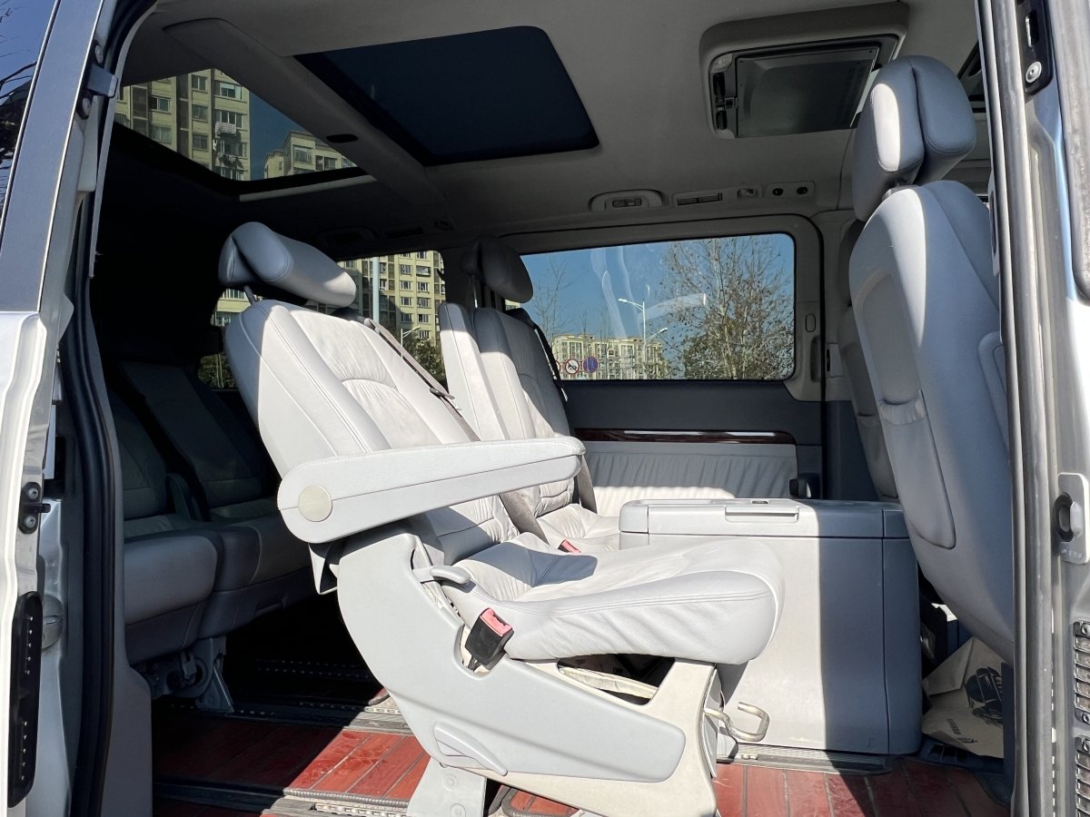 Mercedes-Benz Viano (Imported) 2008 car image #21