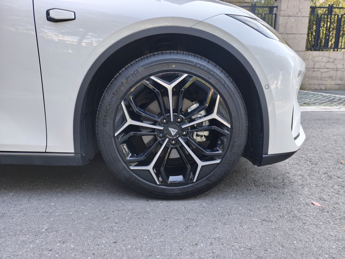 Deepal L07 2024 #21 Deepal L07 2024 car image #21