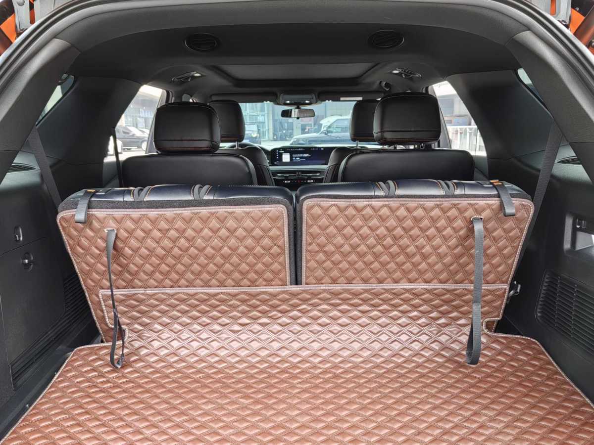 Ford Explorer 2024 immagine di auto #21