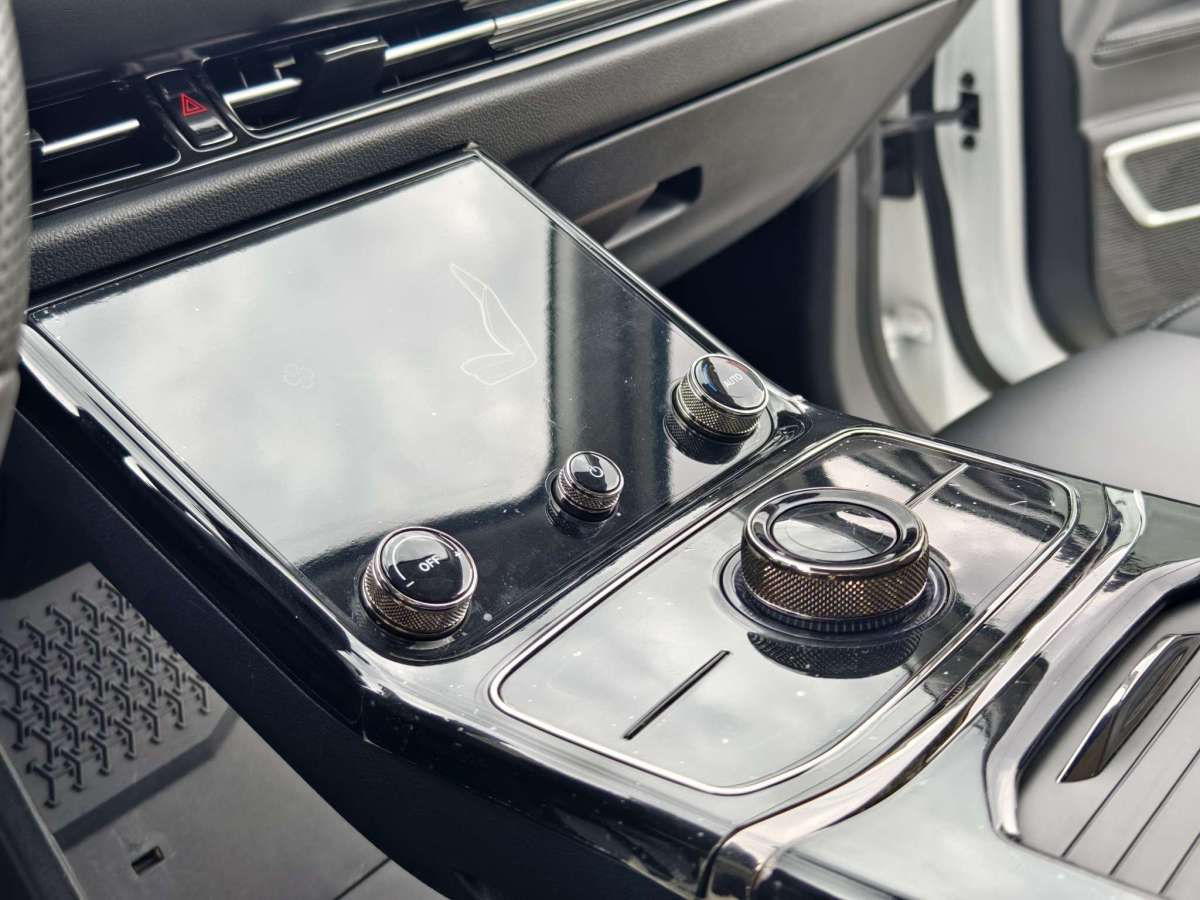 Neta U 2023 изображение автомобиля #21