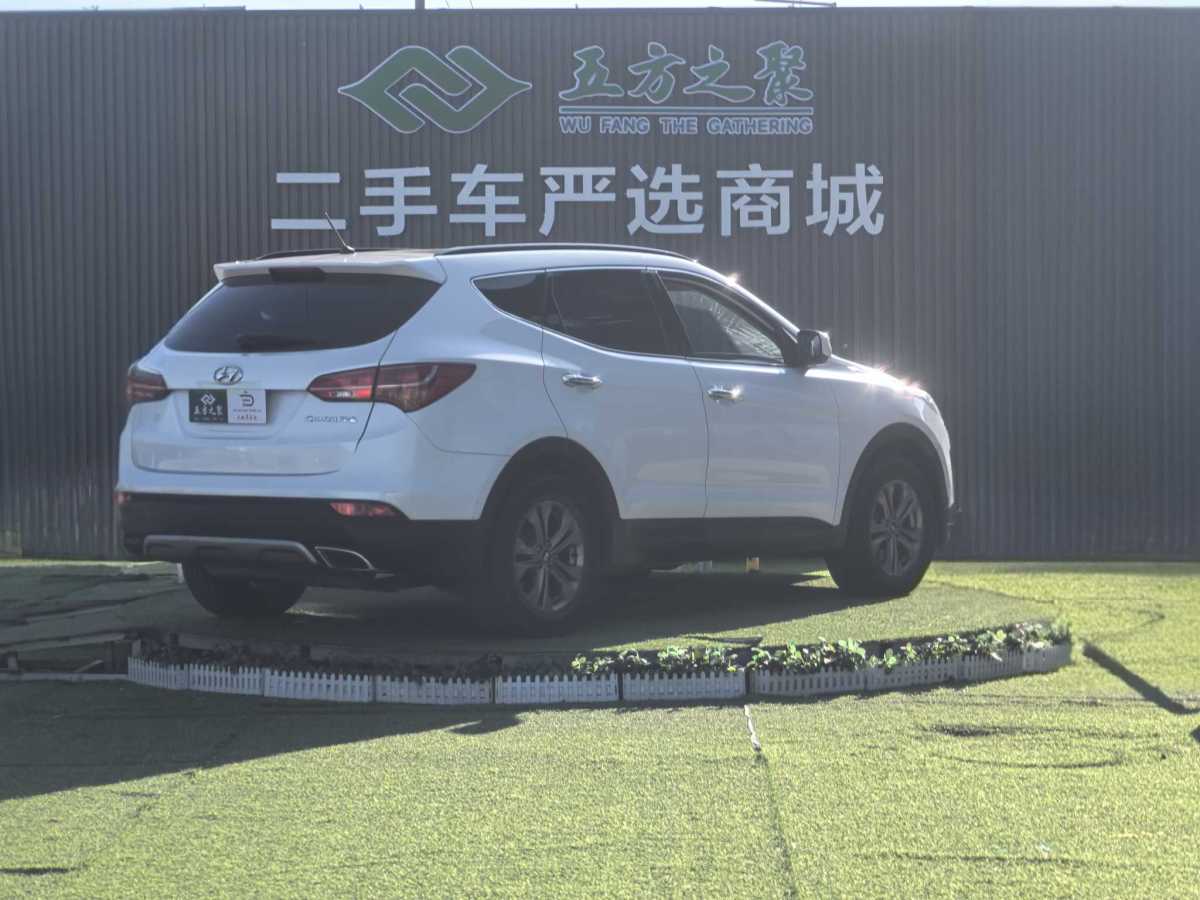 Hyundai Santa Fe 2014 #21 Hyundai Santa Fe 2014 car image #21