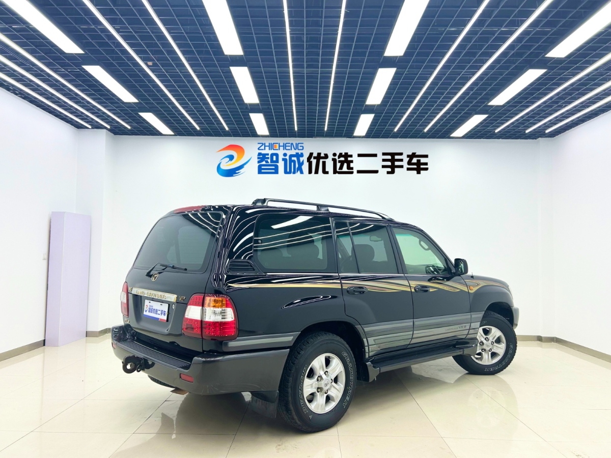 Toyota Land Cruiser 2005 car image #21