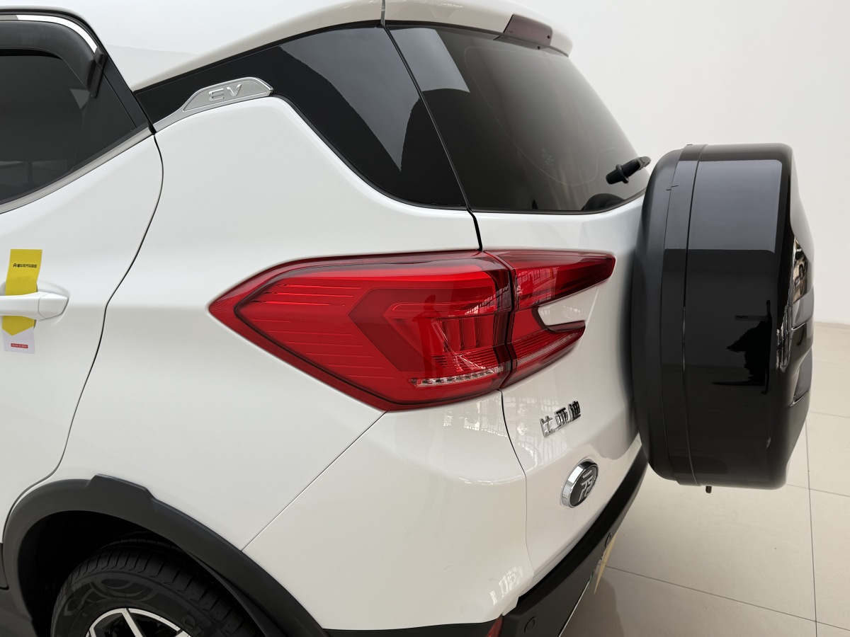 BYD Yuan Pro 2022 #21 BYD Yuan Pro 2022 car image #21