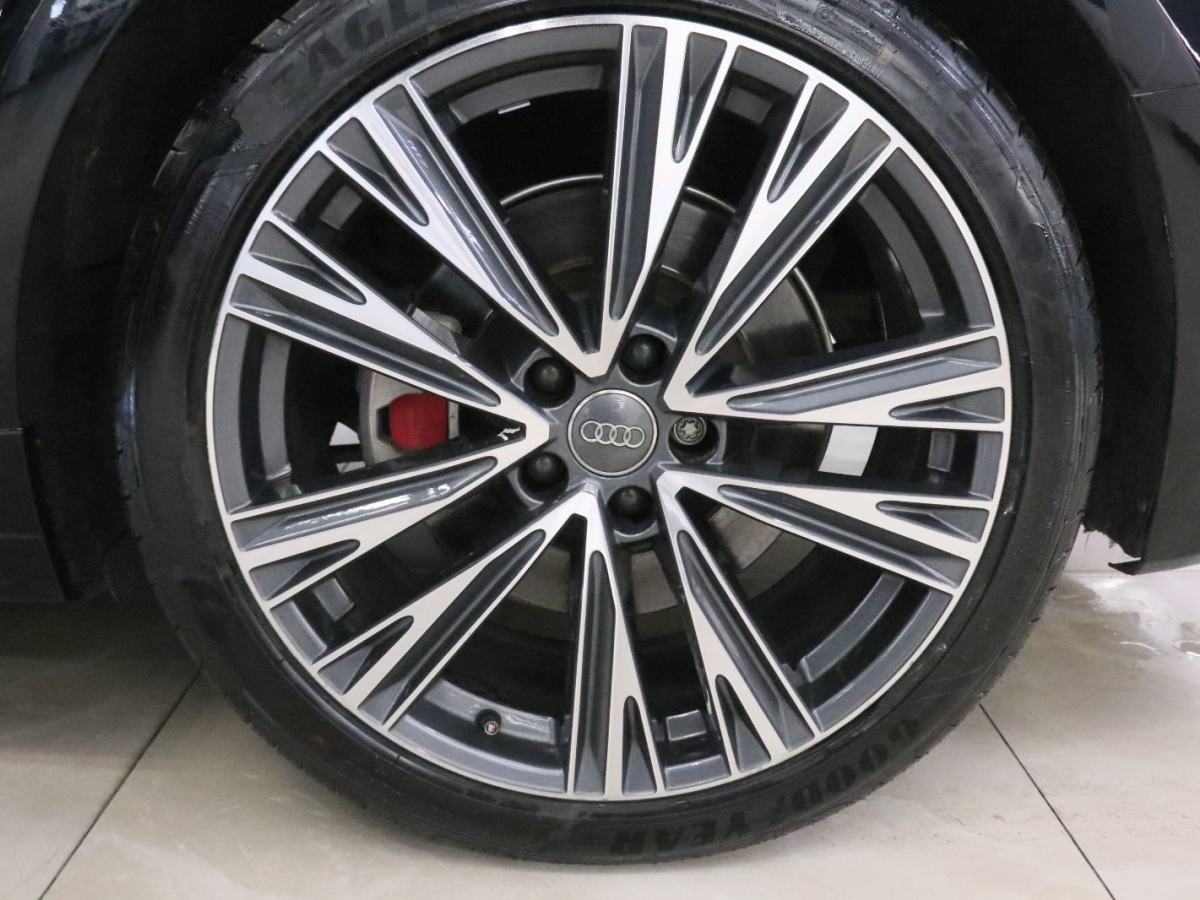Audi 2020 car image #21