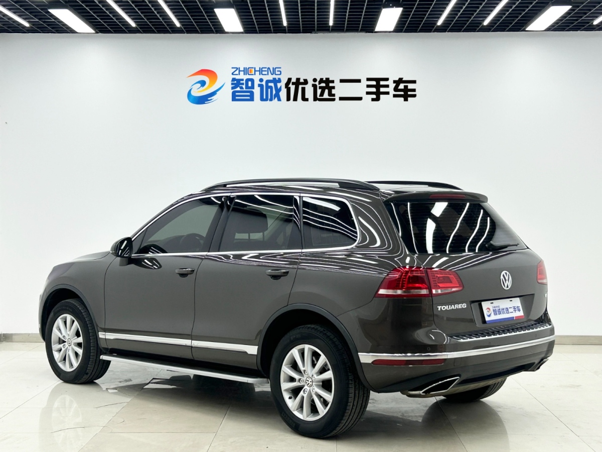 Volkswagen Touareg 2016 car image #21