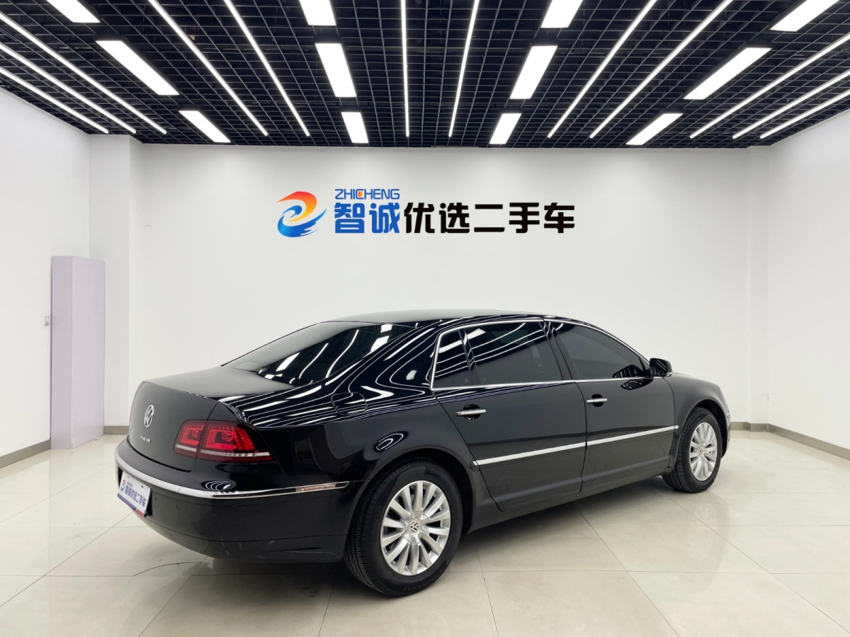 Volkswagen Pheaton 2012 immagine di auto #21