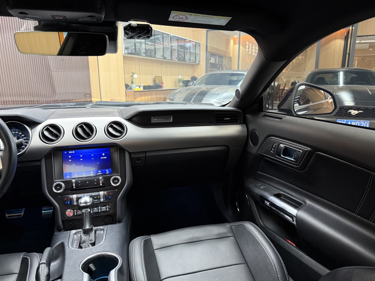 Ford Mustang 2022 car image #21