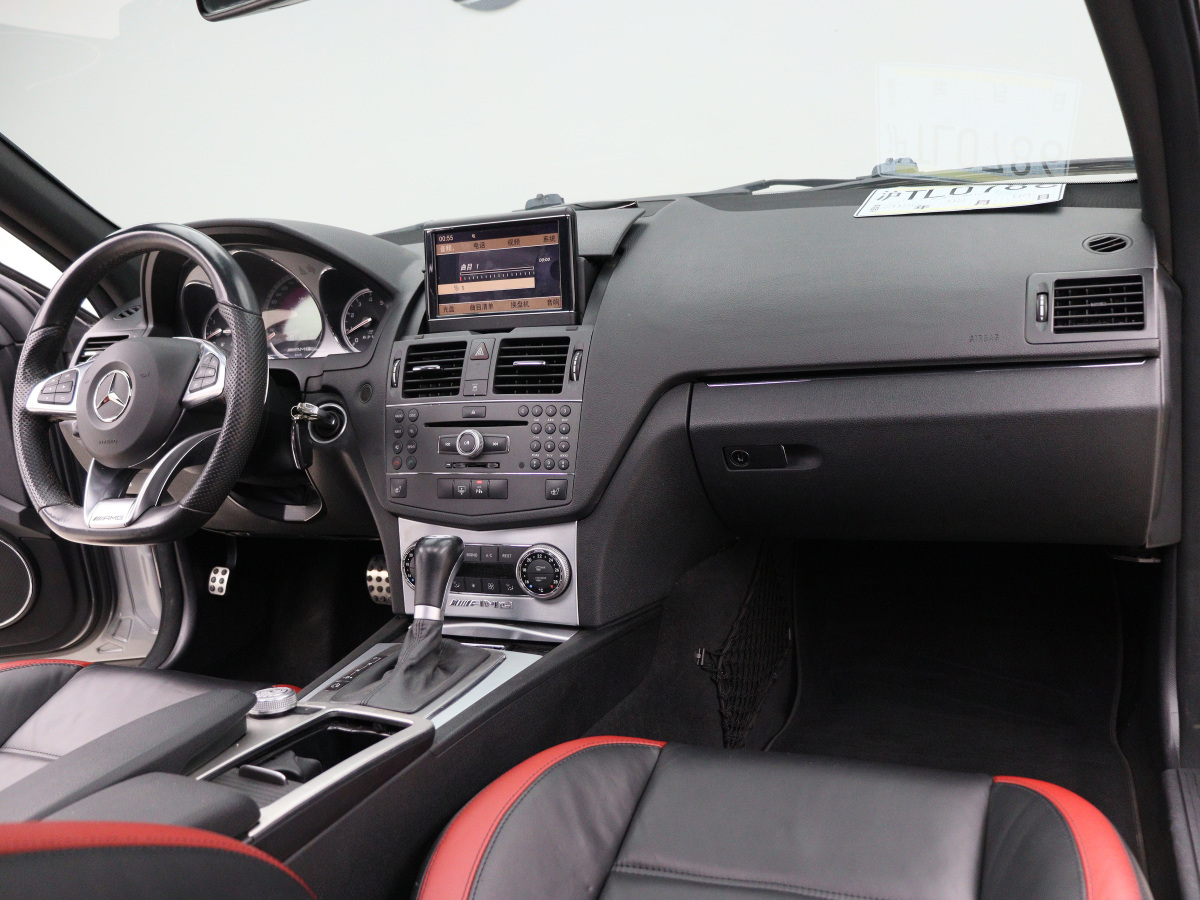 Mercedes-Benz C AMG 2010 image de voiture #21