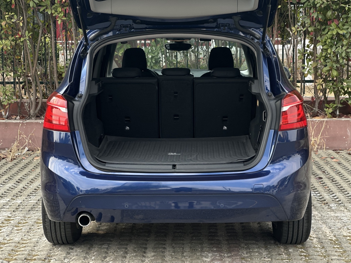 BMW 2 Series Tourer 2016 car image #21