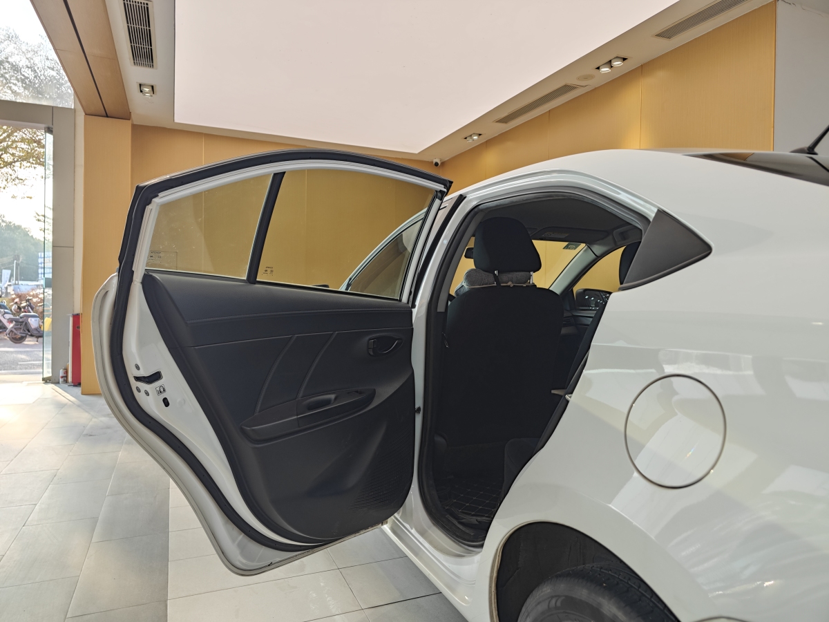 Toyota Yaris L Zhixiang 2019 صورة سيارة #21