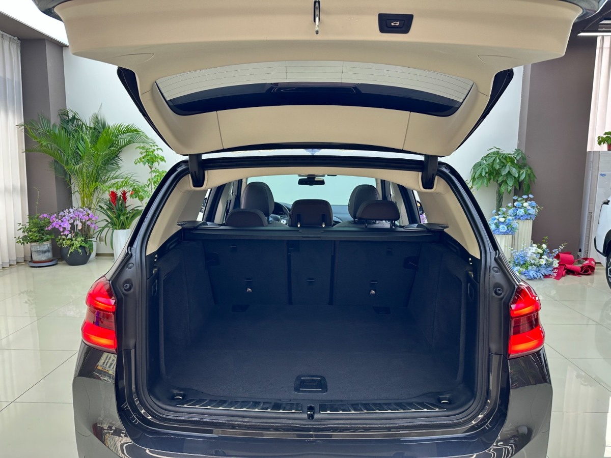 BMW iX3 2021 immagine di auto #21