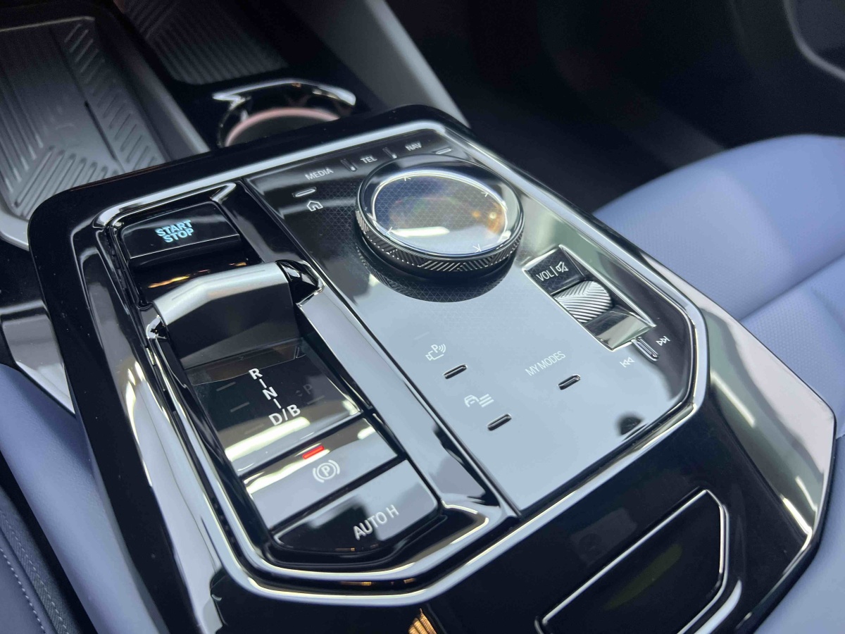 BMW i5 2025 #21 BMW i5 2025 изображение автомобиля #21