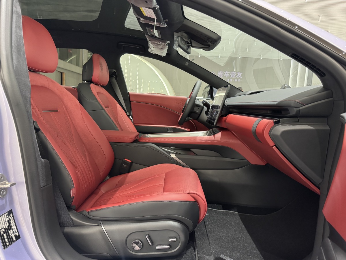 极氪 极氪007GT 2026 汽车图片 #21