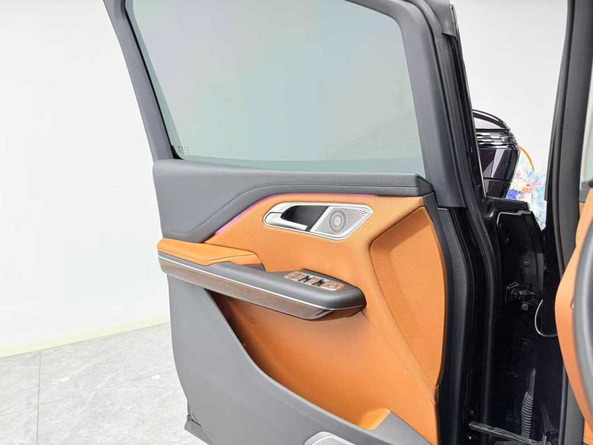 HongQi HQ9 2022 #21 HongQi HQ9 2022 car image #21