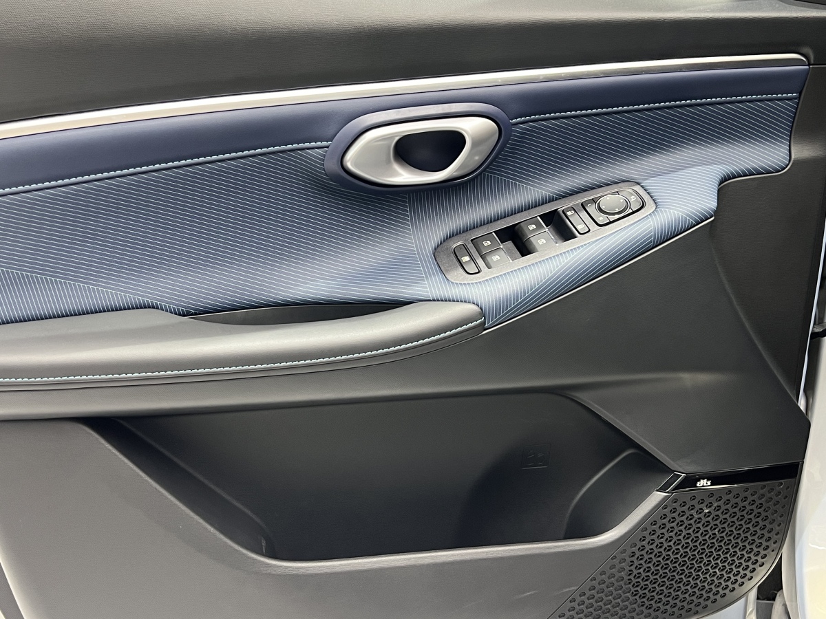 GAC Trumpchi GS3 2024 #21 GAC Trumpchi GS3 2024 car image #21
