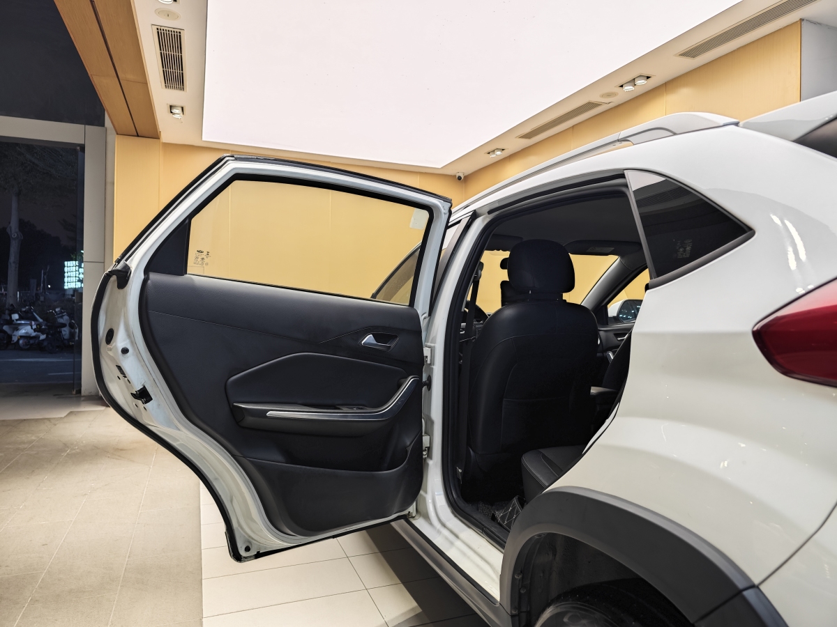 Chery 2019 car image #21