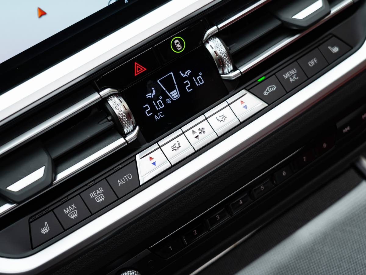 BMW 4 Series 2023 car image #21