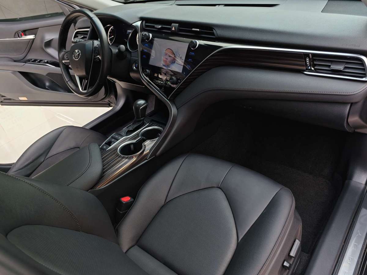 Toyota Camry 2020 #21 Toyota Camry 2020 car image #21