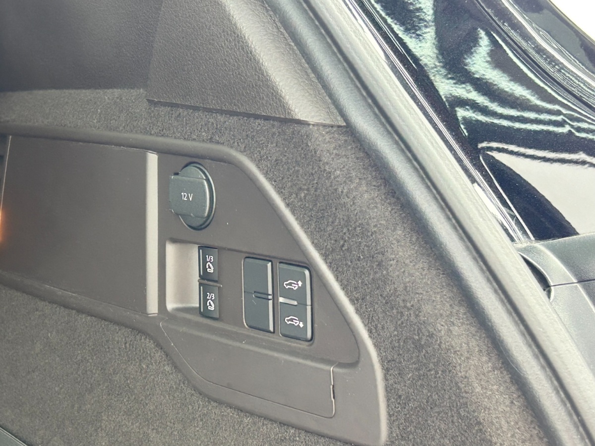 Volkswagen Touareg 2017 immagine di auto #21