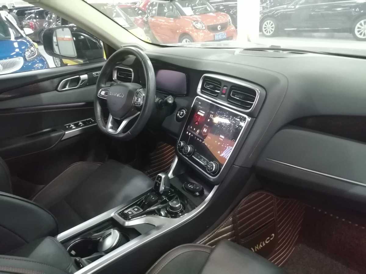 Lynk & Co 01 2020 car image #21