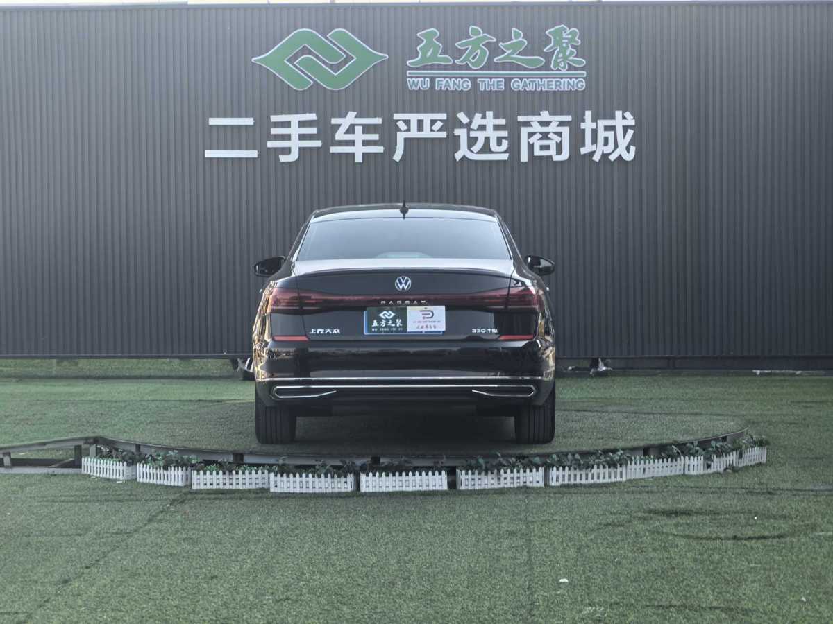 Volkswagen Passat 2023 car image #21