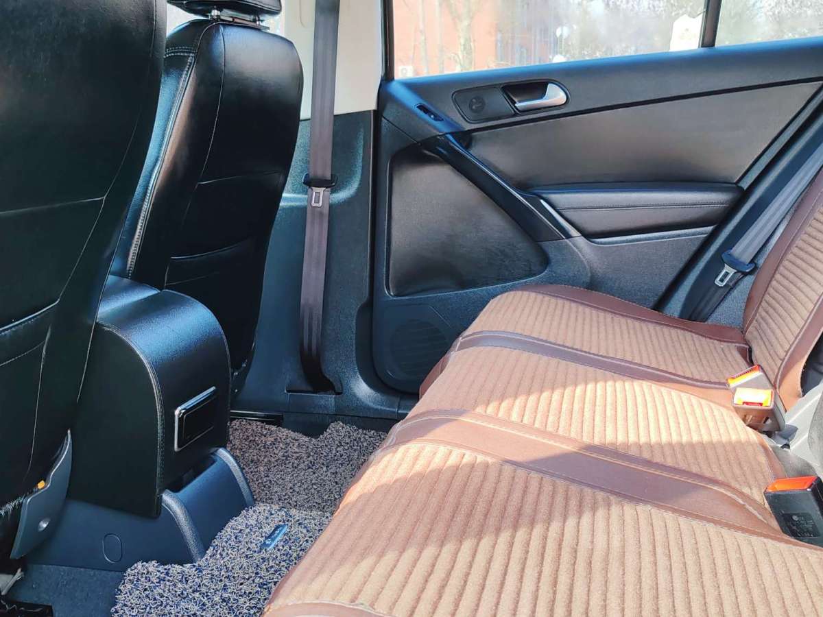 Volkswagen Tiguan 2013 car image #21