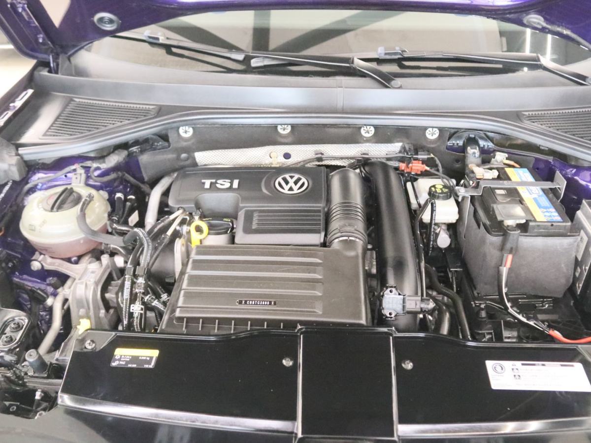 Volkswagen T-Roc 2019 car image #21