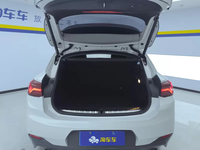 BMW X2 2021 car image #21