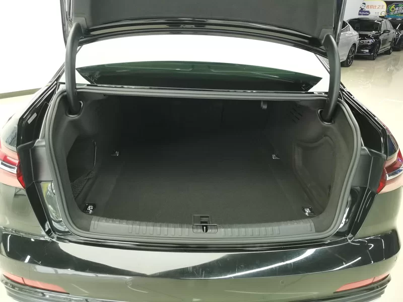 Audi A6 2021 car image #21