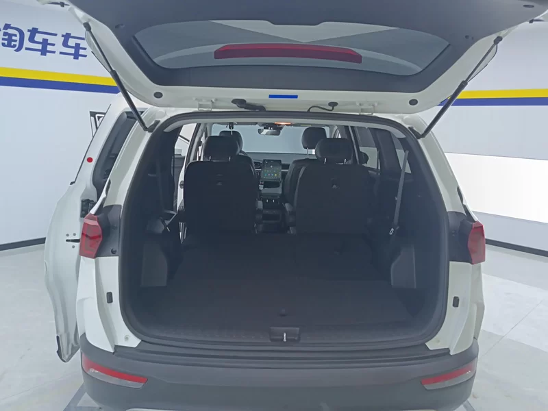 Hyundai Custo 2024 car image #21