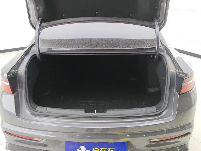 GEELY PrefaceL 2025 car image #21