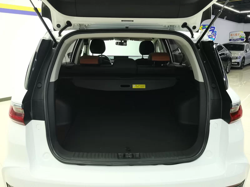 GEELY Vision X6 2020 car image #21